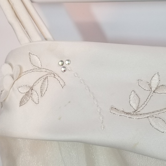 Child's ivory floor length flower girl gown - Picture 6 of 6